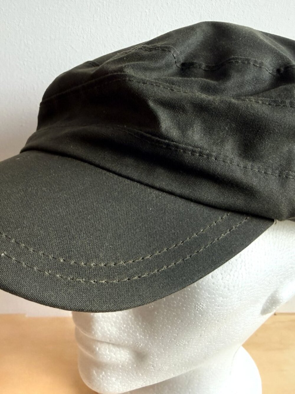 Mucros Weavers Ireland Vintage Waxed Cotton Waterproof Cap